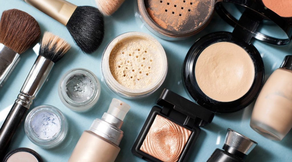 Mineral cosmetics stripped down! Kinds, properties and application