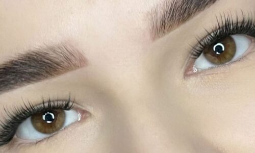 The Best DIY Eyelash Extension Kits for Glamorous Lashes at Home